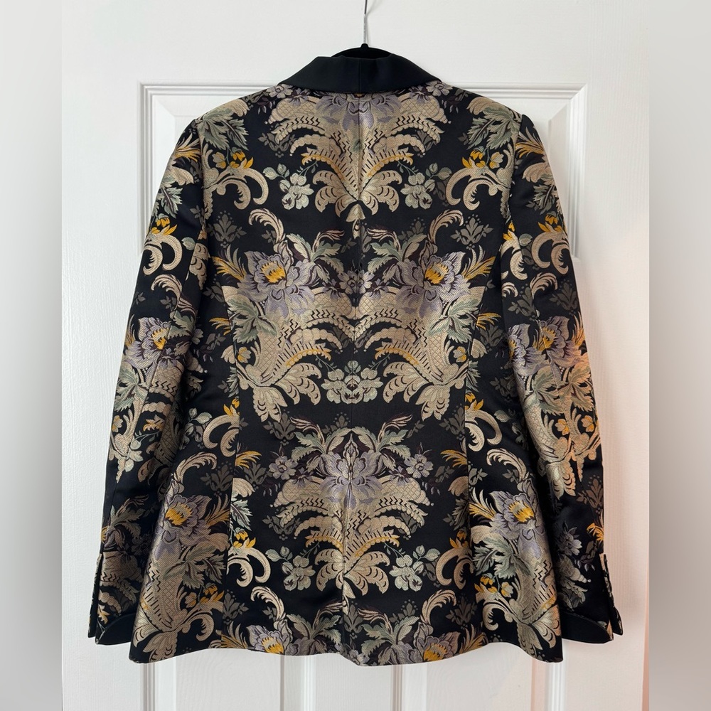 Ralph Lauren Purple Label Elegant Silk Patterned Blazer - Picture 3 of 13